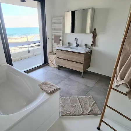 Villa Magnifique Maison Posee Sur Le Sable Face A La